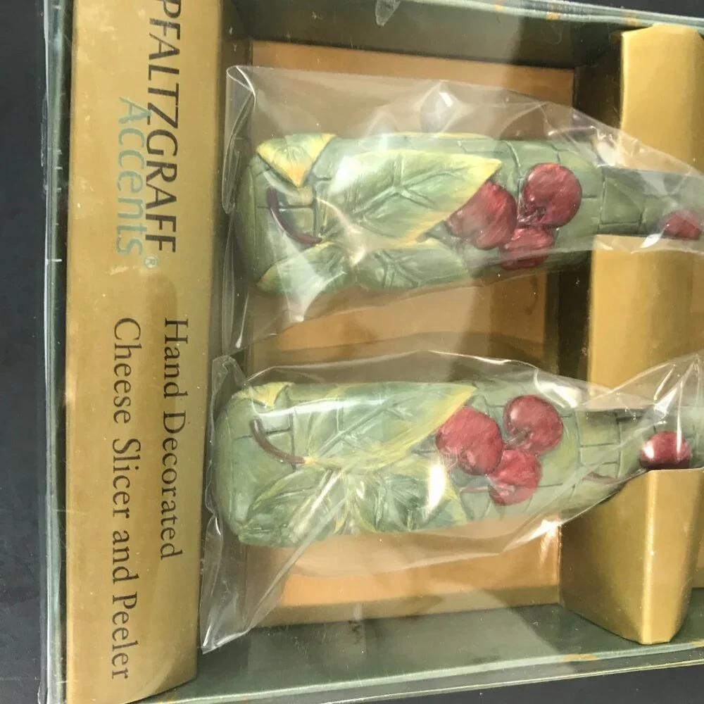 Pfalzgraff Cheese slicer/peeler, 2 pc set, Holiday